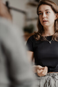 Read more about the article Natürlich, ruhig, echt — Shooting mit Doula Nella